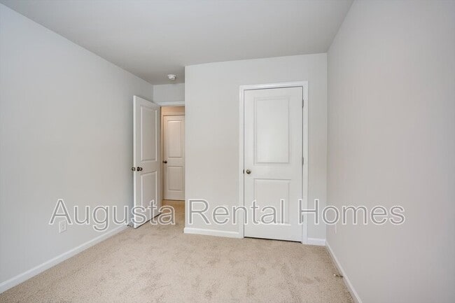 Building Photo - 3504 Firestone Dr