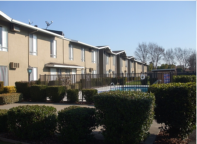 Primary Photo - Woodcrest Apartments