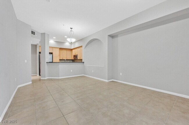Building Photo - 56 E Serene Ave