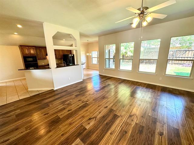 Building Photo - 1703 Stonewick Dr