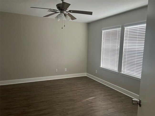 Building Photo - 19106 Spruce Bough Ln