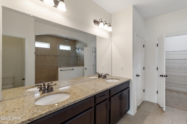 Building Photo - 307 Johnson Bayou Dr