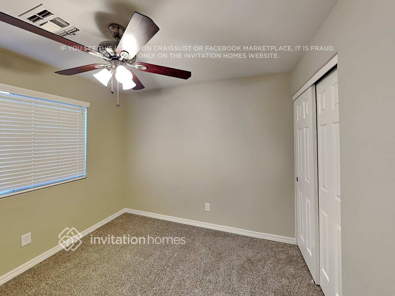 Building Photo - 30737 N Royal Oak Way