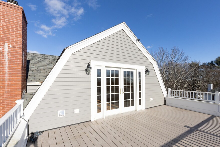 Building Photo - 4 East St