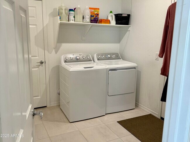 Building Photo - 37752 Bridlewood Ln