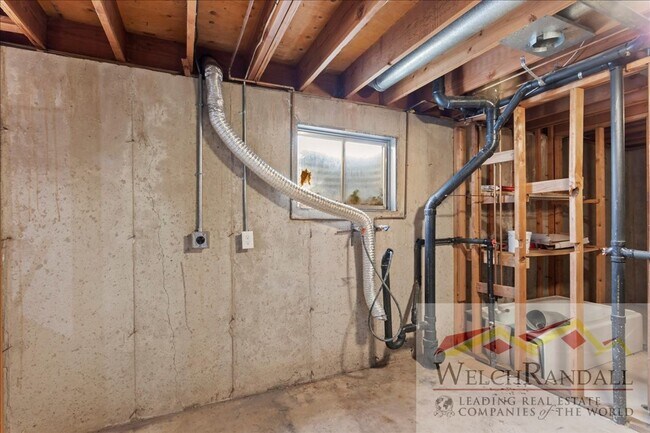 Building Photo - 127 W 5050 S