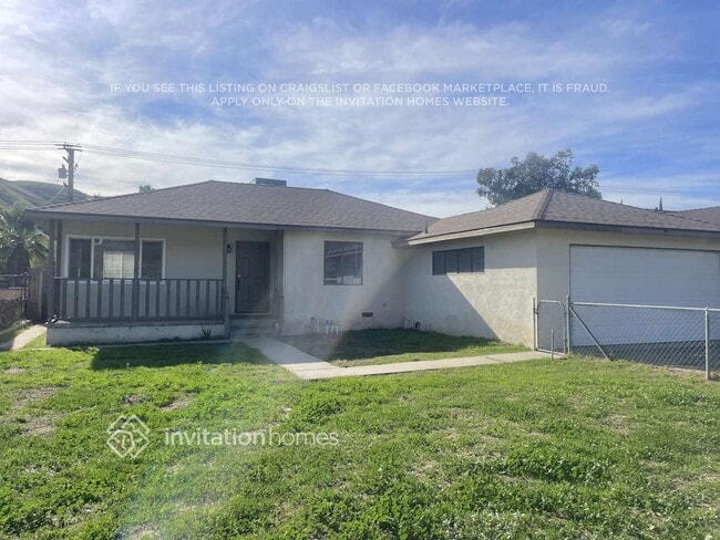 Building Photo - 1463 Sheridan Rd