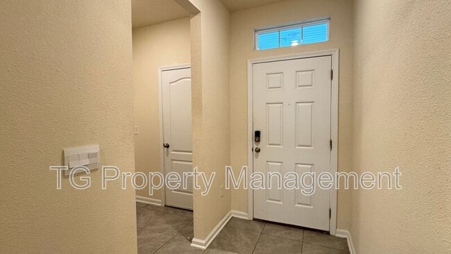Building Photo - 124 Pasadena Dr