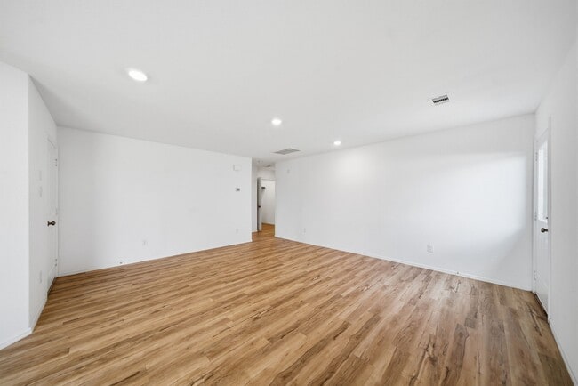 Building Photo - 26726 Wilderye Cv Ln