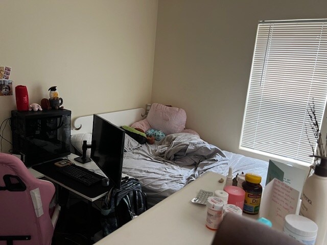 Building Photo - 882 Huntington Ave