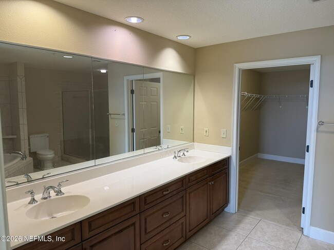 Building Photo - 1478 Riverplace Blvd