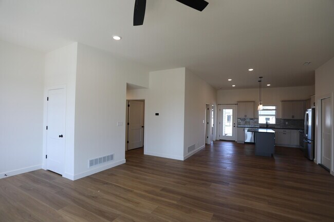 Building Photo - 4413 Royal County Rd