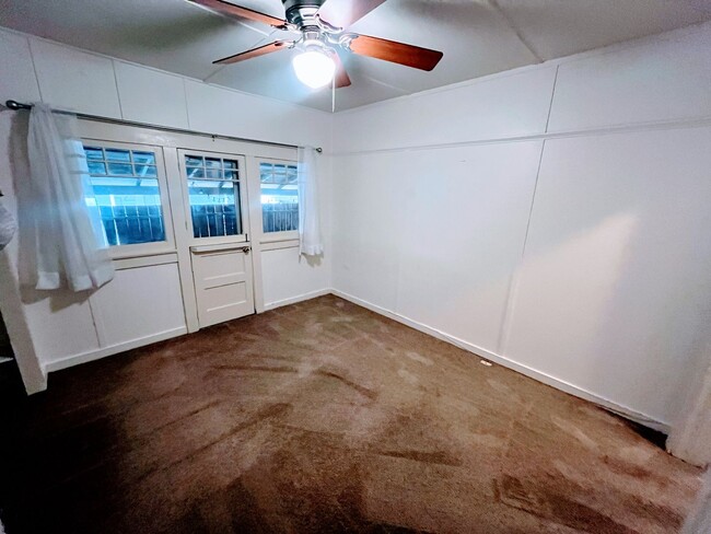 Building Photo - 2 Bedroom 1 Bath House in North Pacific Beach
