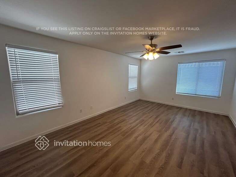 Building Photo - 1373 S Ponderosa Dr