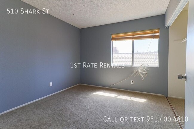 Building Photo - 510 Shark St