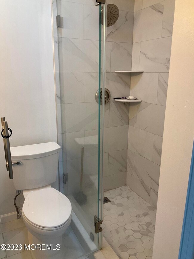 Building Photo - 37 Dogwood Dr