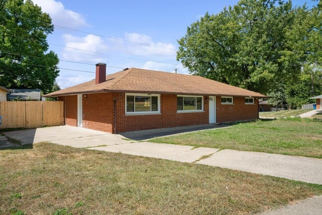 Building Photo - 4999 Packard Dr