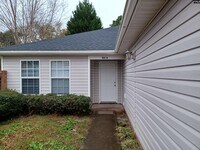 Building Photo - 105 James R Sease Ct