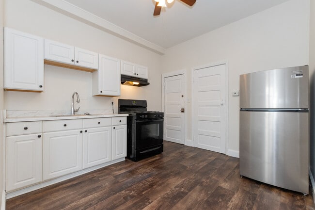 Building Photo - 29 Palmer St