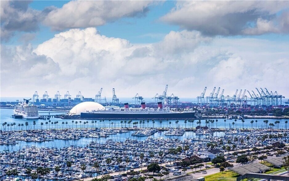 Building Photo - 388 E Ocean Blvd