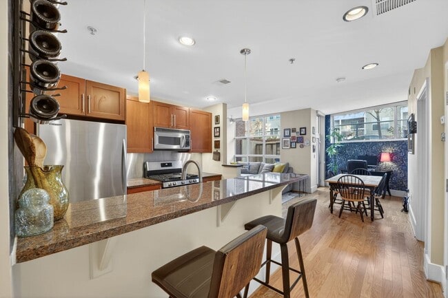 Building Photo - Spacious & Modern 1br Steps on U St Corridor!