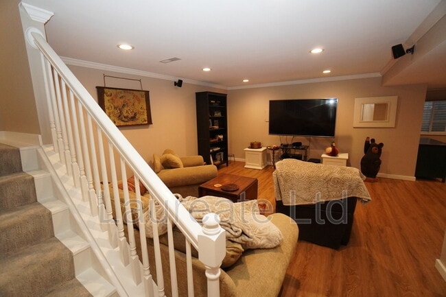 Building Photo - 9163 Cactus Ct