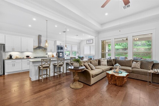 Building Photo - 609 Anfield Cir