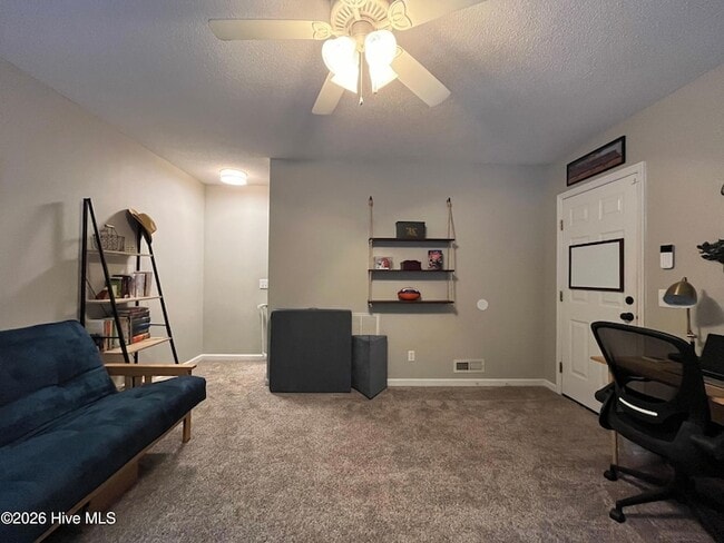 Building Photo - 2400 Longleaf Dr SW