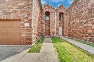 Building Photo - 338 Castleridge Dr