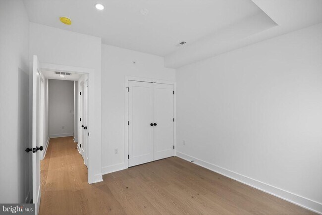 Building Photo - 635 N 7th St