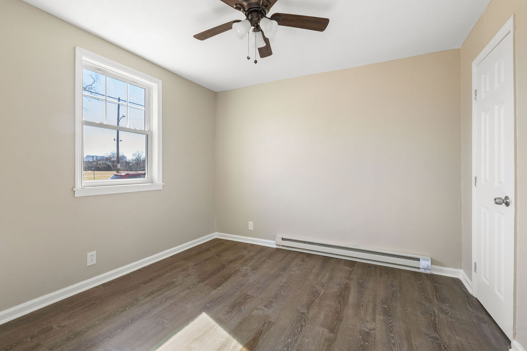 bedroom unit A - 335 Grace St