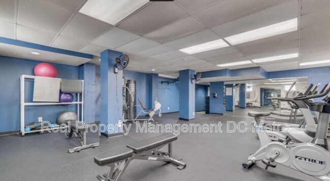 Building Photo - 2440 16th St NW