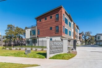 Building Photo - 13309 Morris Rd