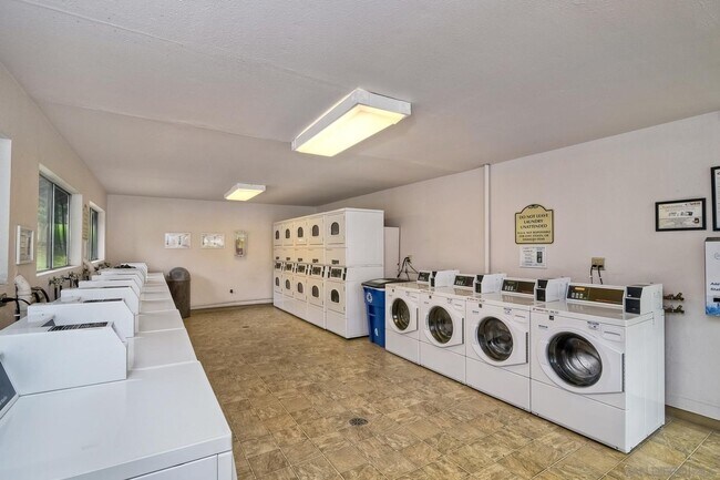 Building Photo - Mission Valley Condo for Rent | 1 Bed • 1 Bath | Resort-Style Community