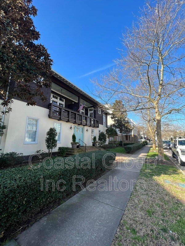 Building Photo - 4635 Pleasant Ave