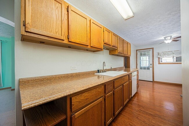 Building Photo - 334 Lancaster Pike