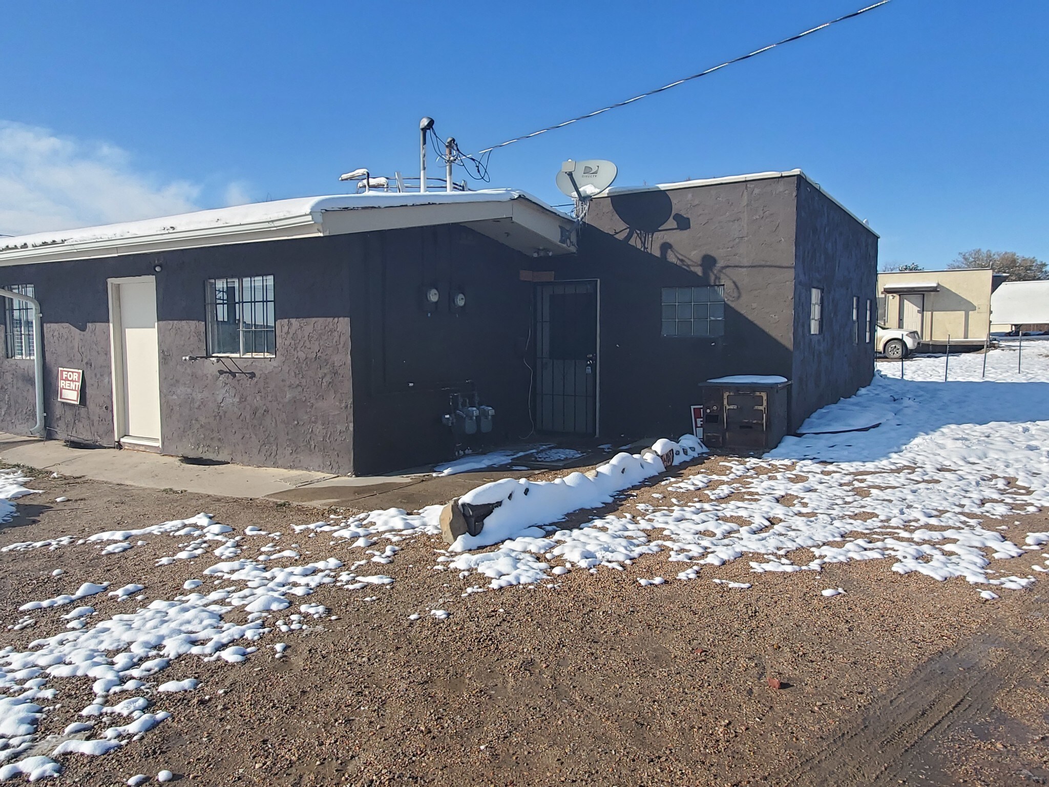 Building Photo - 610 Dahlia St