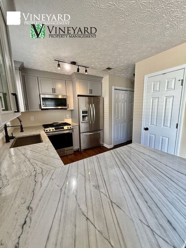 Building Photo - 421 Windcroft Cir NW