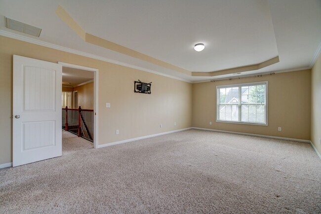 Building Photo - Gorgeous 4/5 BR, 3 BA, 2 Car Garage Home with Fenced Backyard and Large Storage Unit