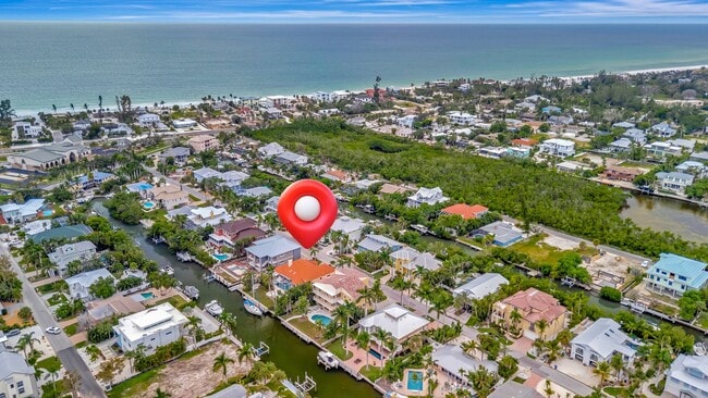 Building Photo - Stunning Annual Rental: Luxury Coastal Liv...