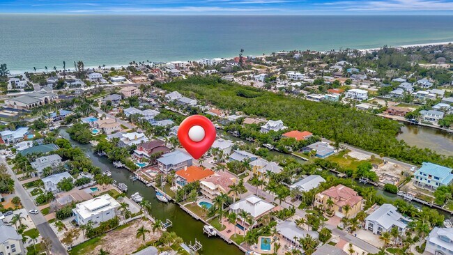 Building Photo - Stunning Annual Rental: Luxury Coastal Living on Longboat Key | 6 Bed | 5.5 bath | 4 car | Pool
