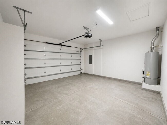 Building Photo - 20202 Ainsley St