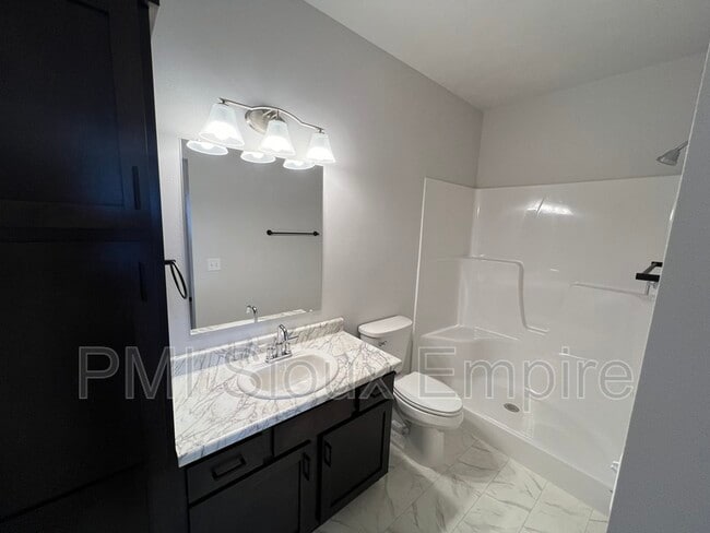 Building Photo - 3405 CHALICE Pl