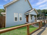 Building Photo - 1723 NW 25th St