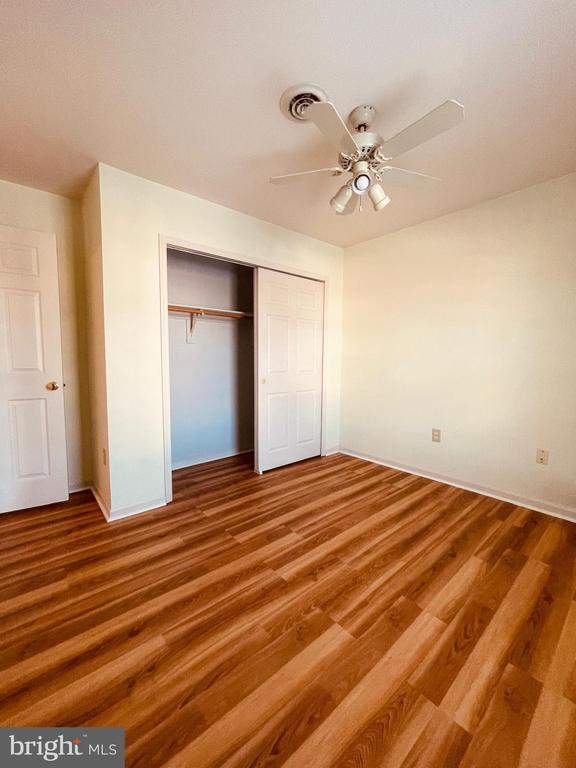 Building Photo - 404 Navaho Dr