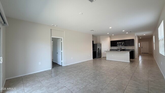 Building Photo - 35420 W San Alvarez Ave
