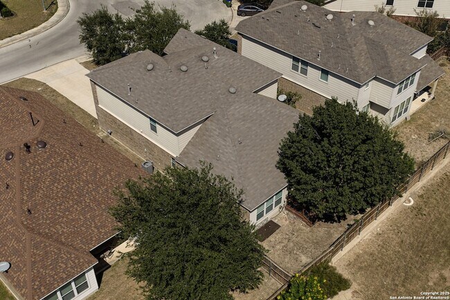 Building Photo - 12606 Texas Gold