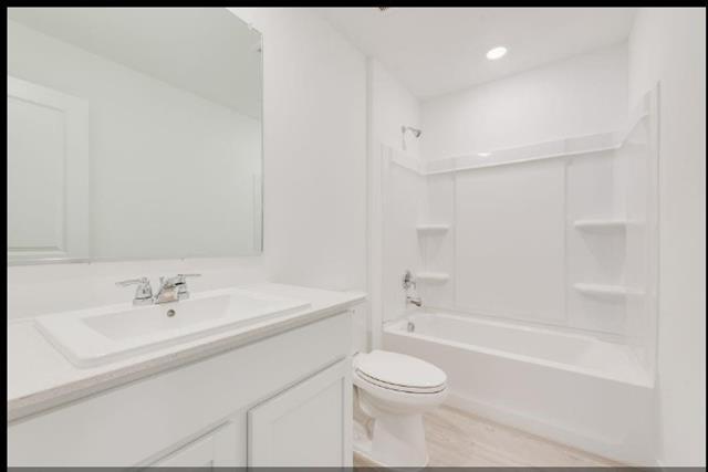 Building Photo - 1600 Baugh St