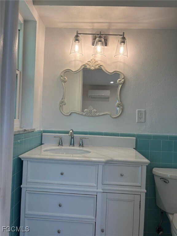 Building Photo - 5917 SW 1st Ct