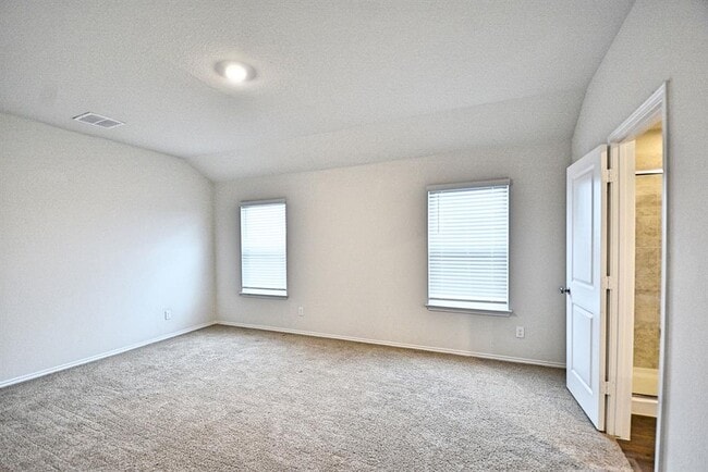 Building Photo - 2934 Wolfcreek